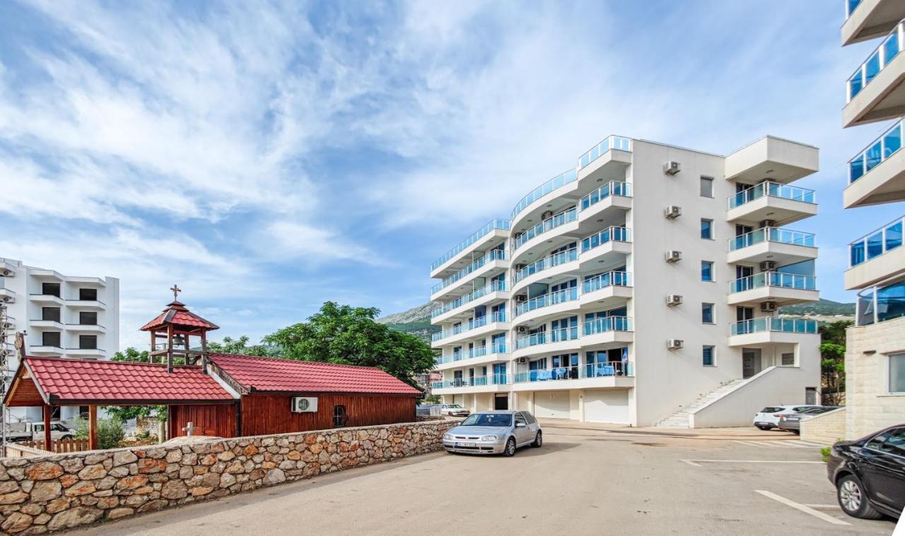Apartment Plavo Nebo Dobra Voda Exterior photo