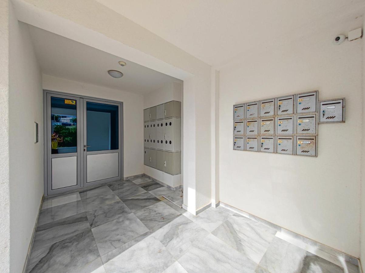 Apartment Plavo Nebo Dobra Voda Exterior photo