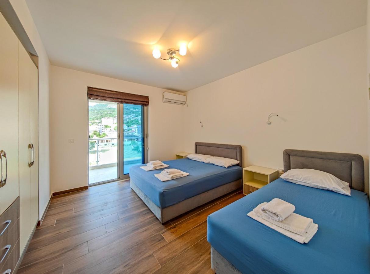 Apartment Plavo Nebo Dobra Voda Exterior photo